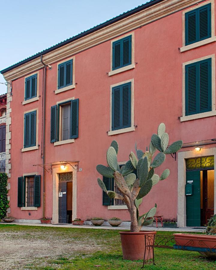 B&B Da Miriam Castelnuovo del Garda Exteriör bild