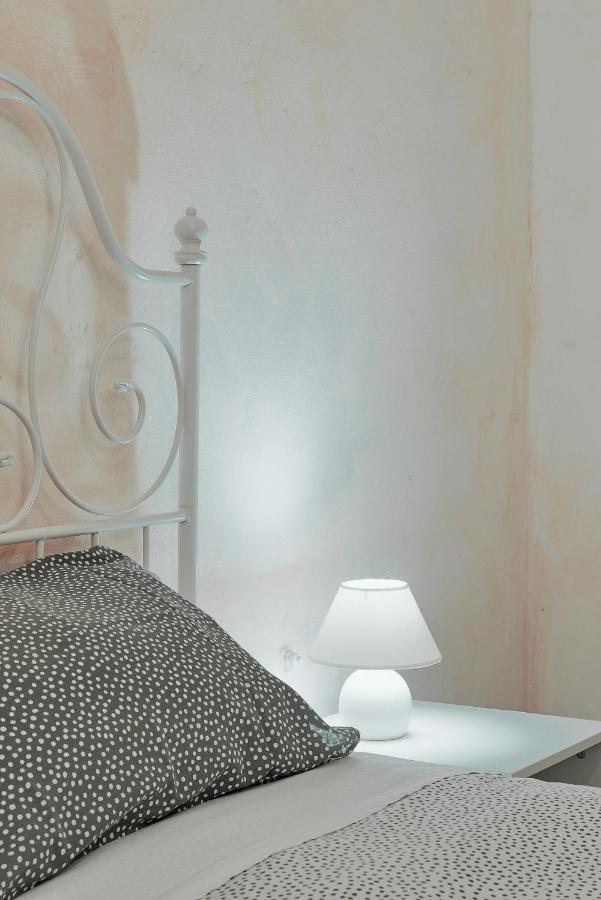 B&B Da Miriam Castelnuovo del Garda Exteriör bild