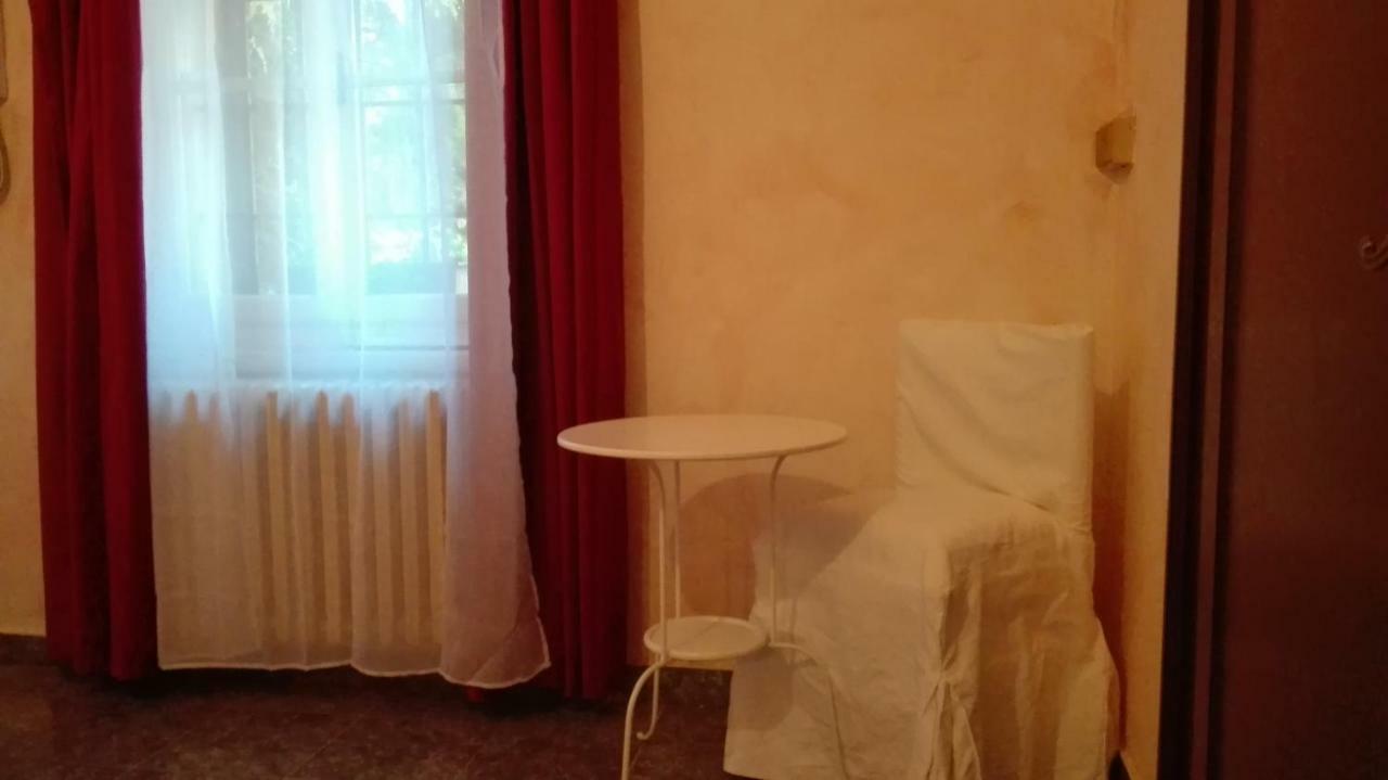 B&B Da Miriam Castelnuovo del Garda Exteriör bild